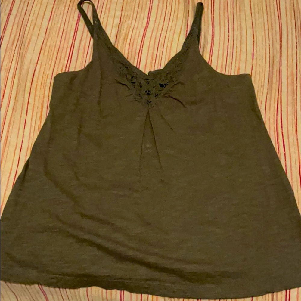 7 Summer sleeveless blouses